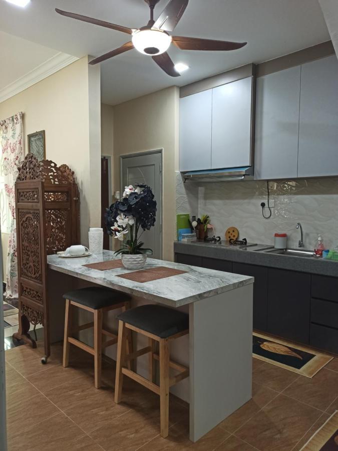 Darney'S Homestay Kg Bangau Tanjung Temerloh Exteriör bild